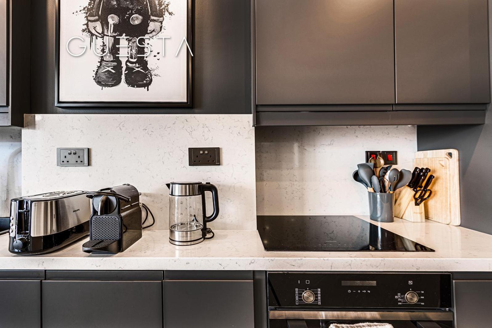 The Torch, Dubai Marina Apartment Room photo